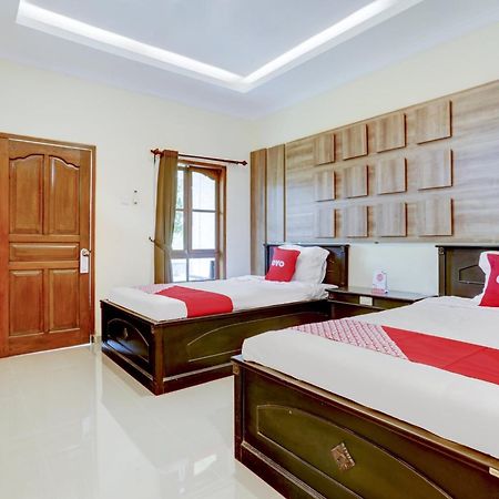 Oyo 1762 Hotel Astiti Graha Tanah Lot מראה חיצוני תמונה