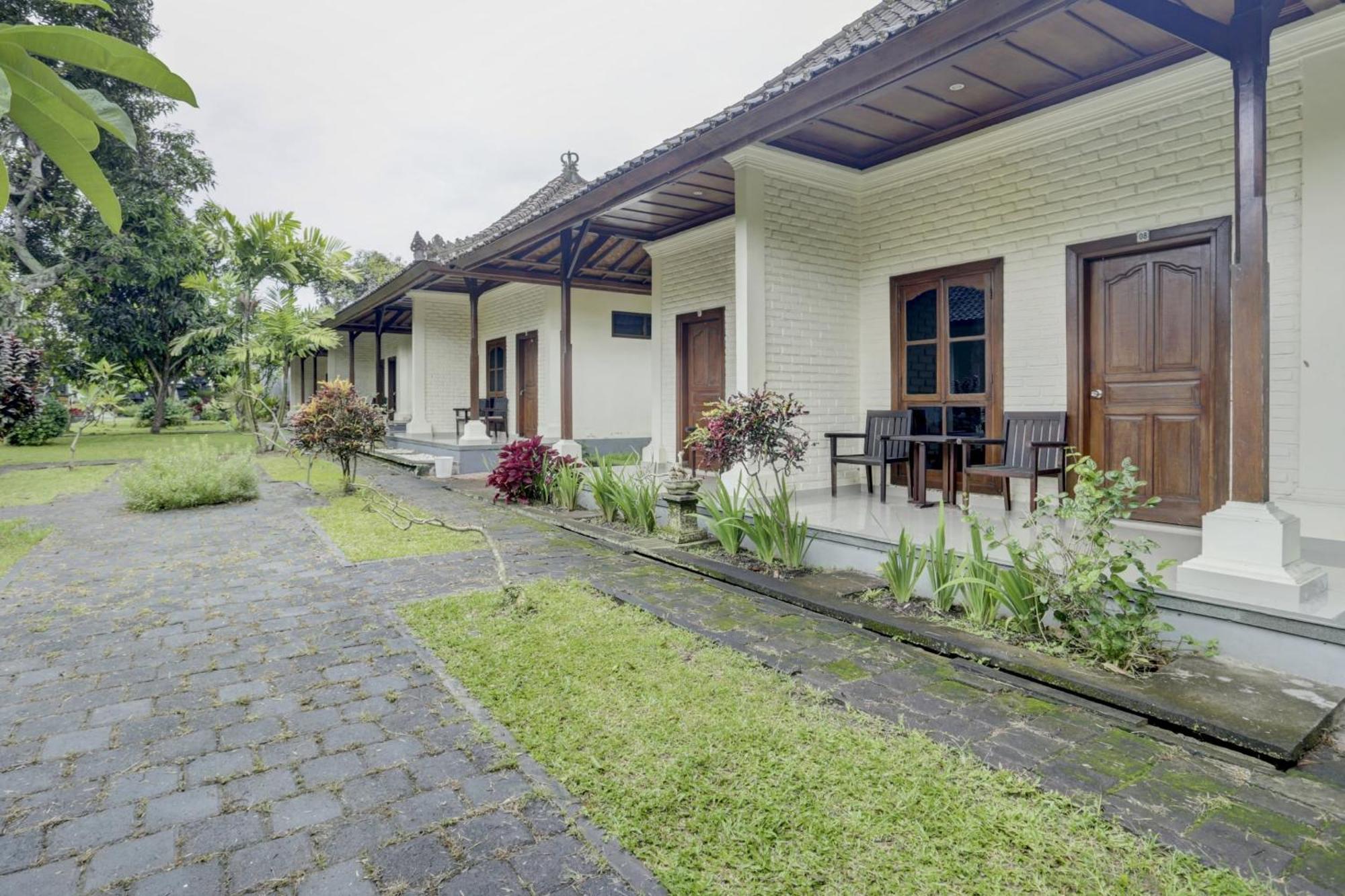 Oyo 1762 Hotel Astiti Graha Tanah Lot מראה חיצוני תמונה
