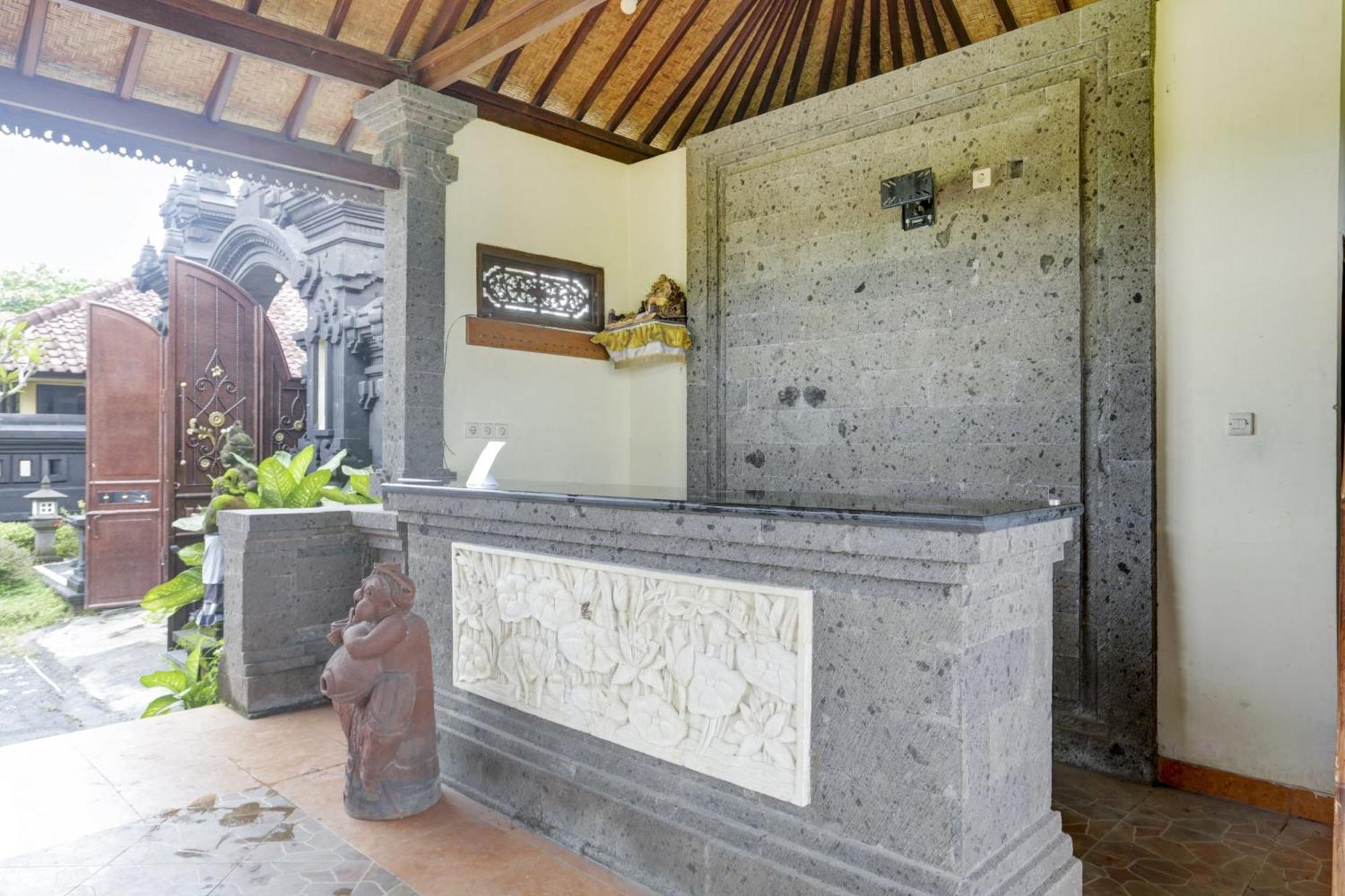 Oyo 1762 Hotel Astiti Graha Tanah Lot מראה חיצוני תמונה