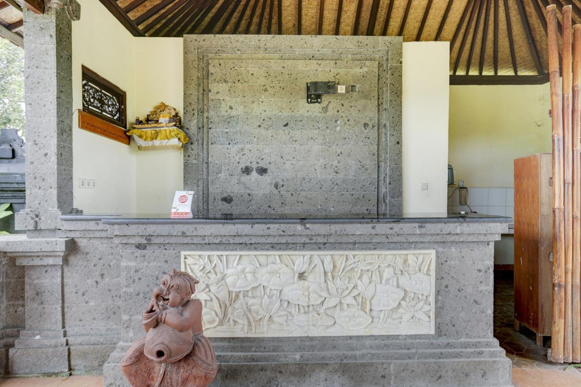 Oyo 1762 Hotel Astiti Graha Tanah Lot מראה חיצוני תמונה