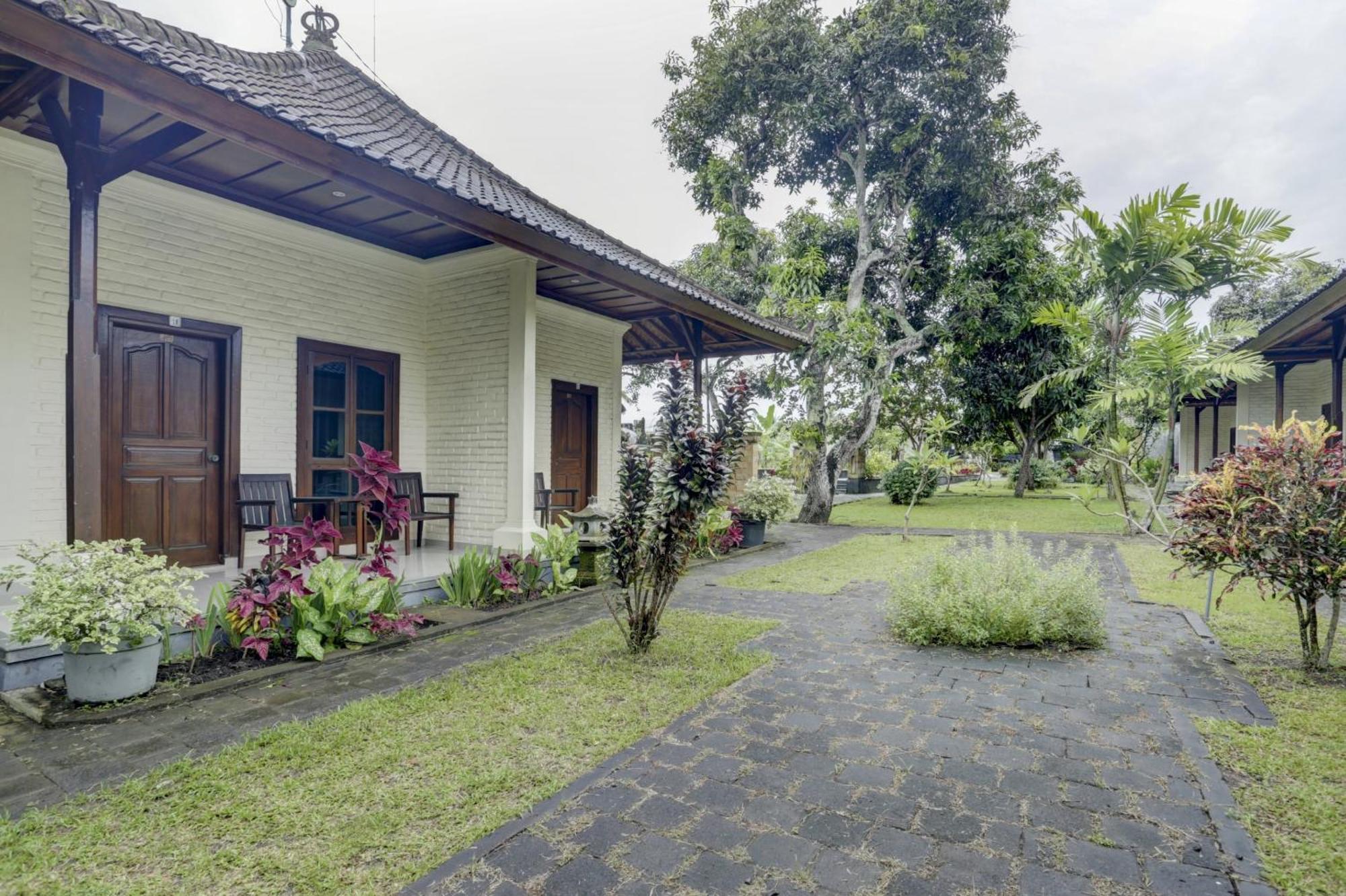 Oyo 1762 Hotel Astiti Graha Tanah Lot מראה חיצוני תמונה
