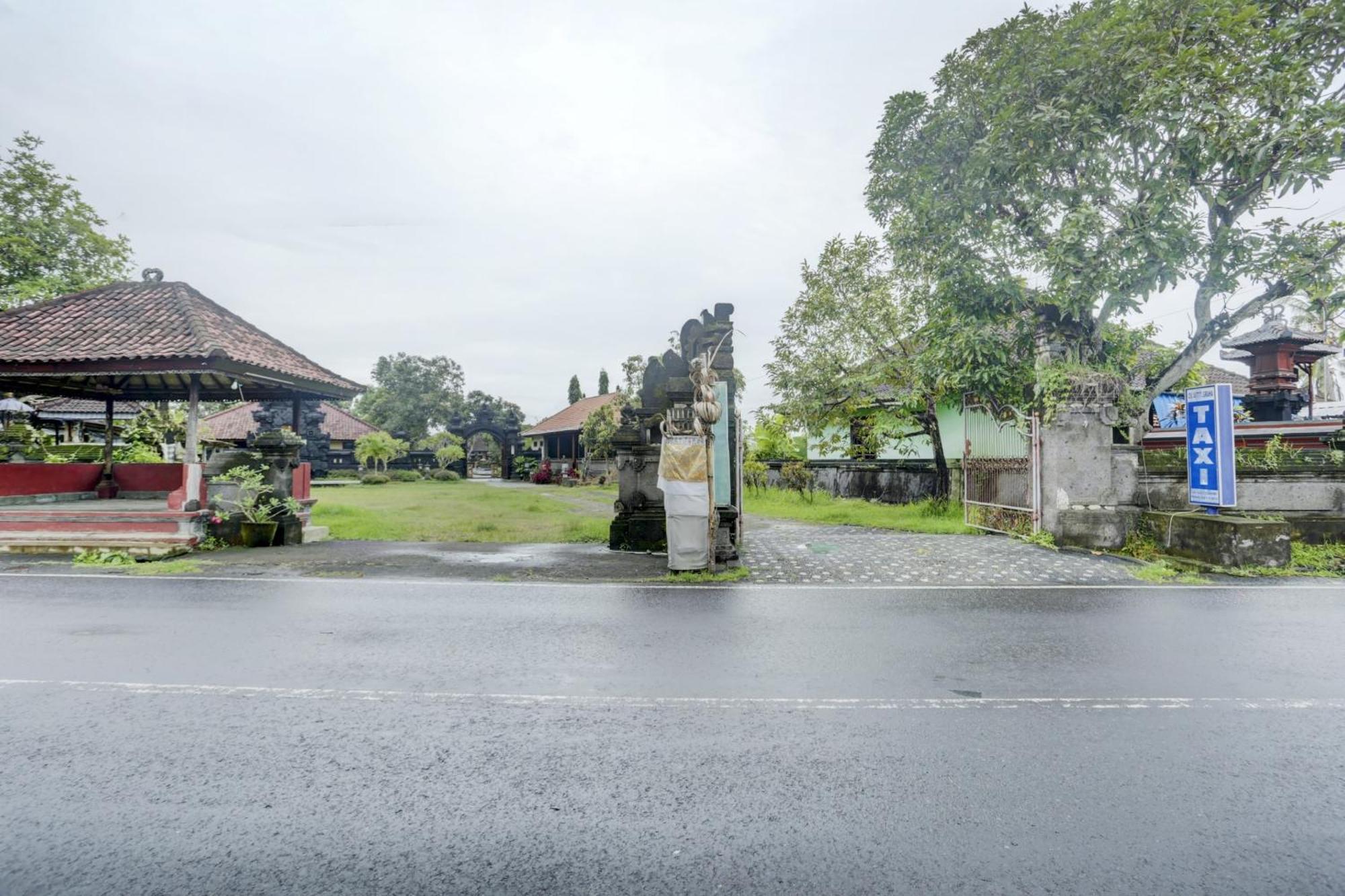 Oyo 1762 Hotel Astiti Graha Tanah Lot מראה חיצוני תמונה